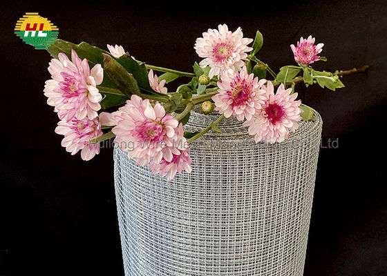 Hot Dipped Galvanized Hardware Cloth 1/4 inch 23 Gauge Welded Wire Mesh Rolls for Rabbit Chicken Fencing