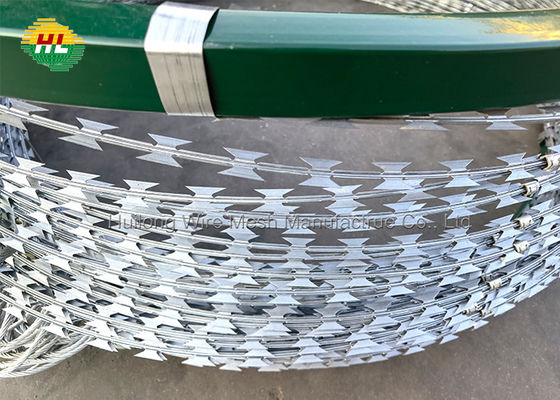 700mm High Zinc BTO 22 Concertina Barbed Wire Double Helix For Extreme Weather