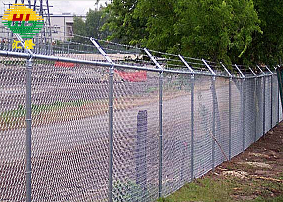 9 Gauge Galvanized Chain Link Fence Anti Climbing 9ft X 30ft 50 X 50 Mesh
