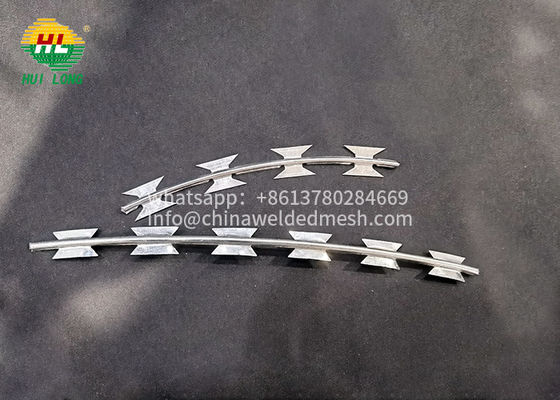 Ribbon Style 450mm Coil Diameter Straight Line Concertina Razor Wire For Protection
