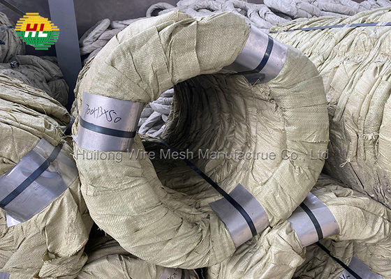 Galvanized BTO-22 Razor Wire Fence Stretched Ribbon Barbed Wire Coils For Farm, Fence,Garden