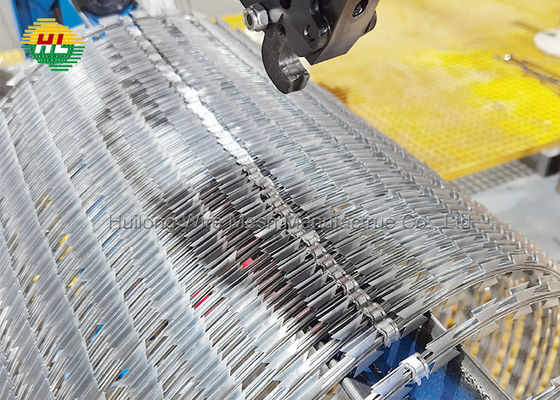 BTO22 Barbed Concertina Razor Wire Fencing Double Loop With Clips 730mm Coil Diameter