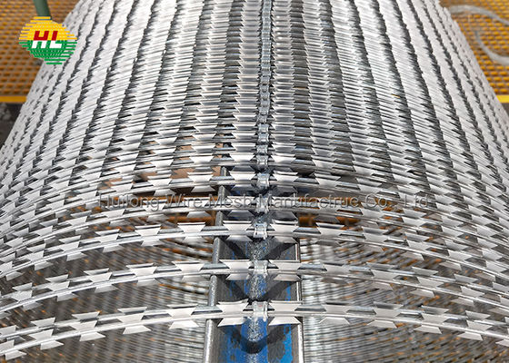 Europe 900mm Coil Thermal BTO-22 Concertina Barbed Wire with Sharp Razor for Security