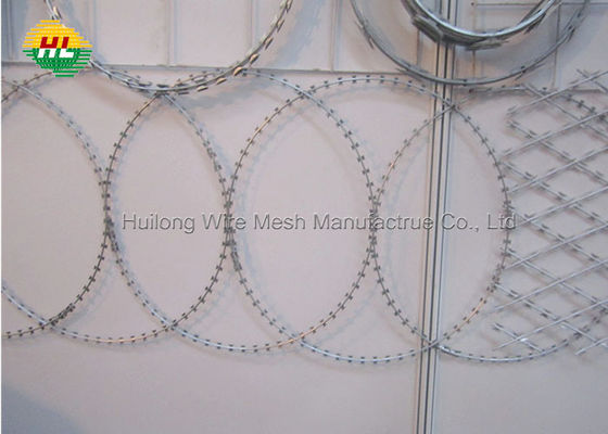 Stainless Steel Concertina Razor Wire Fence , BTO Razor Blade Wire Fence for Defending