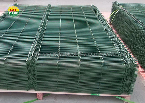 Powder Coated Welded Mesh Fence Curved 3D V Bend For Garden