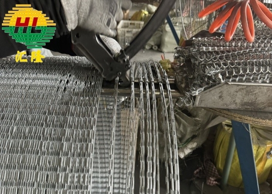 Alta seguridad Mercado de Ucrania Militar BTO16 BTO18 Concertina alambre de púas cerca para la protección de la seguridad