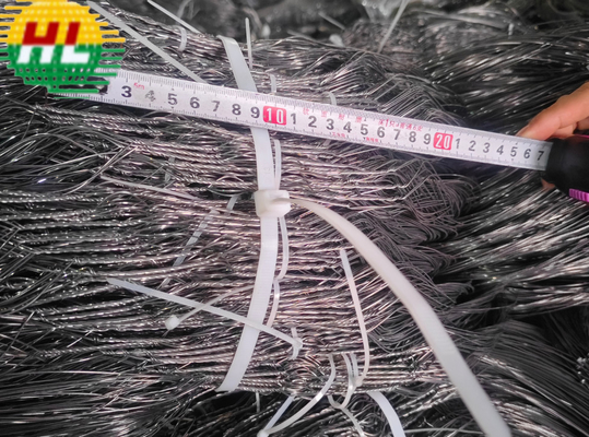 1.2x0.6x0.8 M Dimensiones de pliegue Barrera discreta para alta seguridad Ptwist -0.8 mm Diámetro del alambre