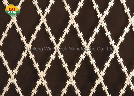 cerca de alambre acordeón soldada con autógena aguda de la maquinilla de afeitar de 2.8m m, maquinilla de afeitar Mesh Fence With Firm Structure